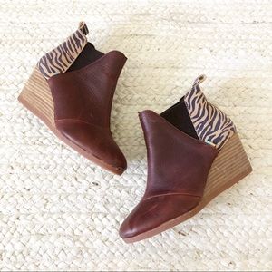Toms Leather Tiger Wedge Booties